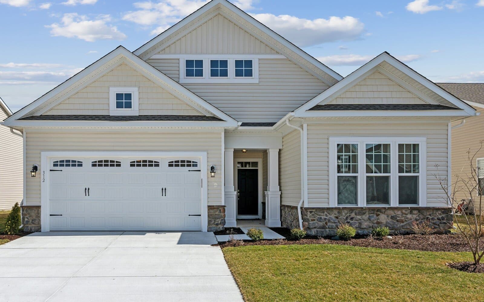Monet_983_Exterior_Heritage_Shores_Brookfield_Residential