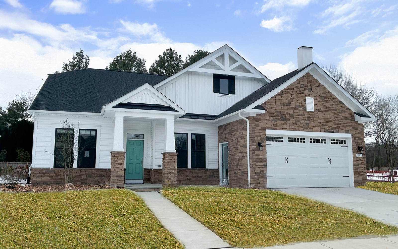 Pearson_1002_Exterior