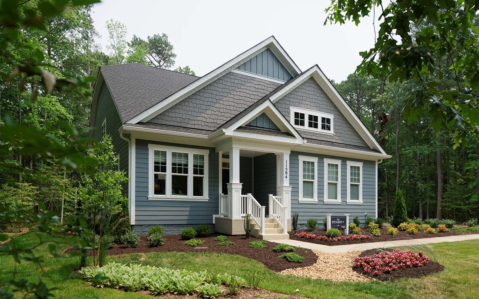 Picasso-Exterior-Swan-Point