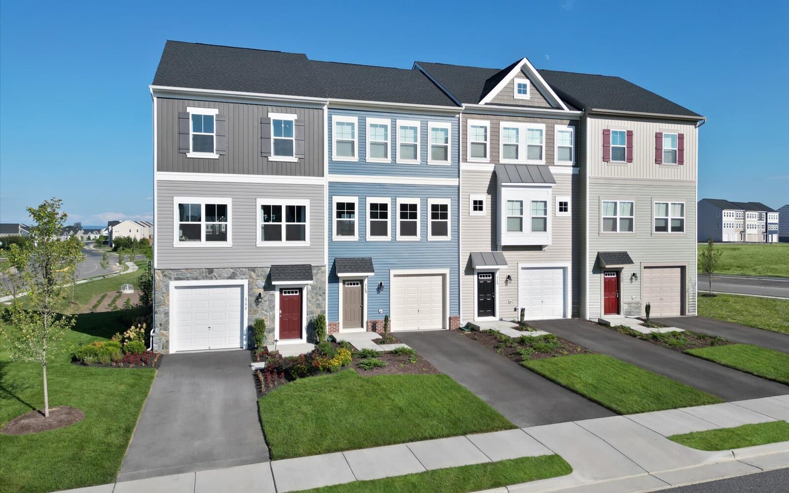Skyline-Row-Townhome-Exterior (1)