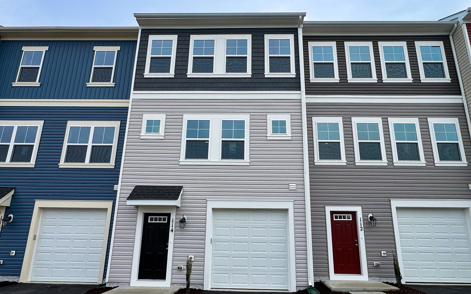 Skyline_2153_Exterior_SB