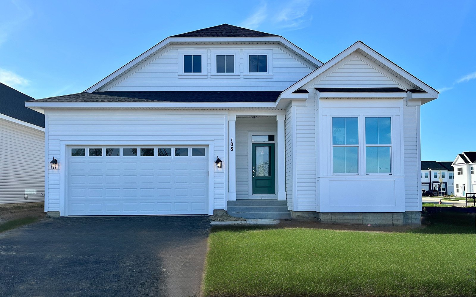 matisse1120_exterior_hiatt_pointe_snowden_bridgejpeg